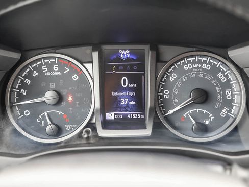 Used 2023 Toyota Tacoma TRD Off-Road AWD/4WD image 22