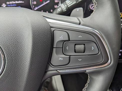 Used 2023 Buick Envision Essence AWD/4WD image 25