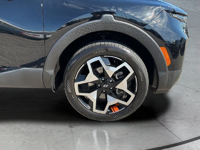 Used 2023 Hyundai Santa Cruz Limited AWD/4WD image 29