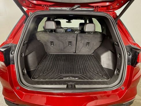 Used 2023 Chevrolet Equinox RS w/ RS Leather Package FWD image 28