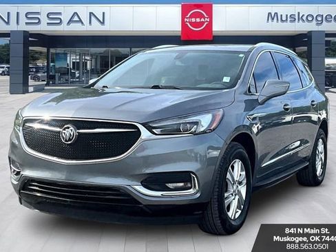Used 2020 Buick Enclave Essence w/ LPO, Luxury Package AWD/4WD image 3