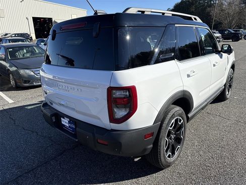 Used 2025 Ford Bronco Sport Outer Banks w/ Outer Banks Tech Package+ image 7