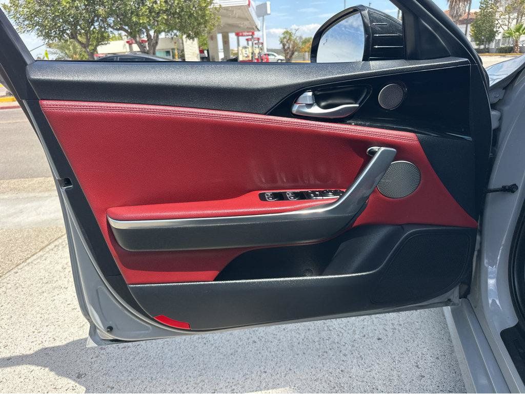 Used 2022 Kia Stinger GT-Line w/ Sun & Sound Package RWD image 15