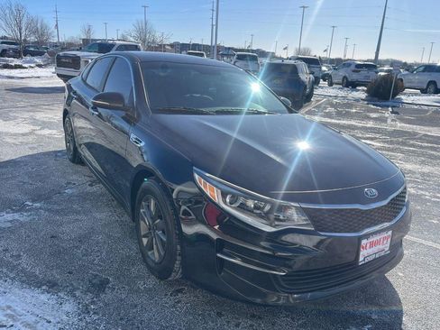 Used 2016 Kia Optima LX w/ Technology Package FWD image 2