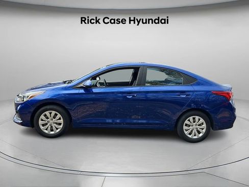 Used 2022 Hyundai Accent SE image 3