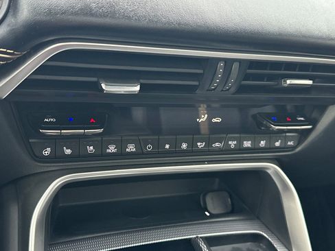 Used 2025 MAZDA CX-90 3.3 Turbo w/ Premium Plus Pkg image 29