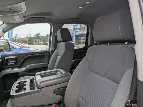 Used 2018 Chevrolet Silverado 1500 LT w/ All Star Edition image 10