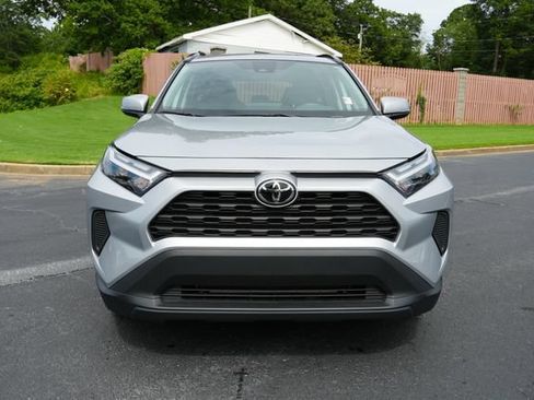 Used 2025 Toyota RAV4 XLE FWD image 2