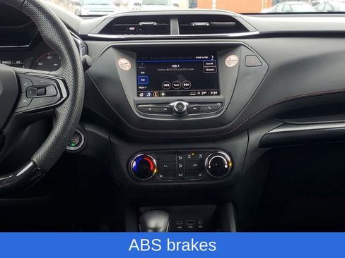 Certified 2023 Chevrolet TrailBlazer RS image 32