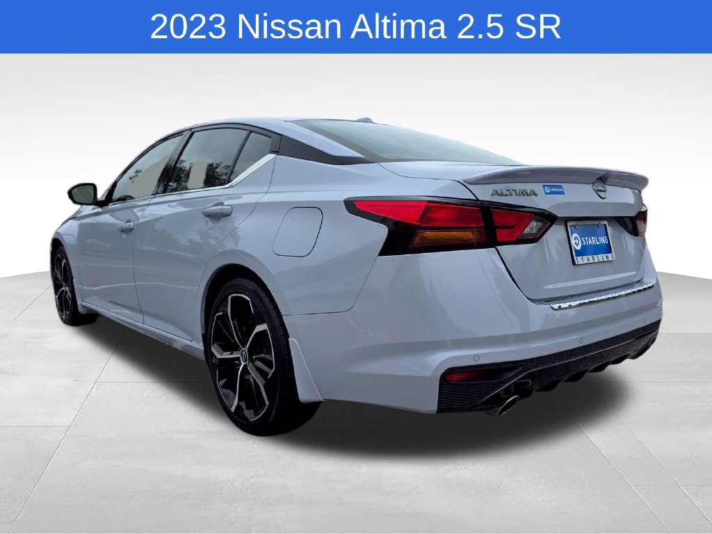 Used 2023 Nissan Altima 2.5 SR w/ SR Premium Package FWD image 6