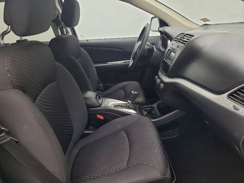 Used 2018 Dodge Journey SE w/ Connectivity Group image 21