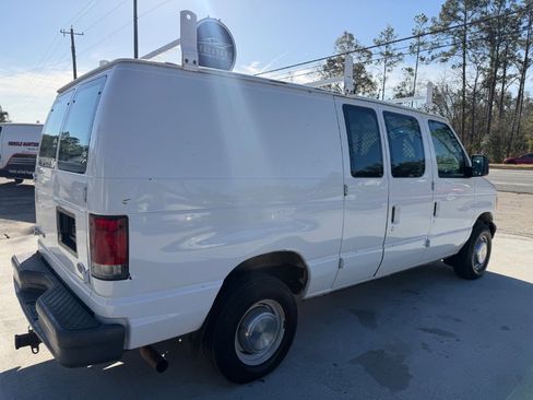 Used 2006 Ford E-250 and Econoline 250 image 8