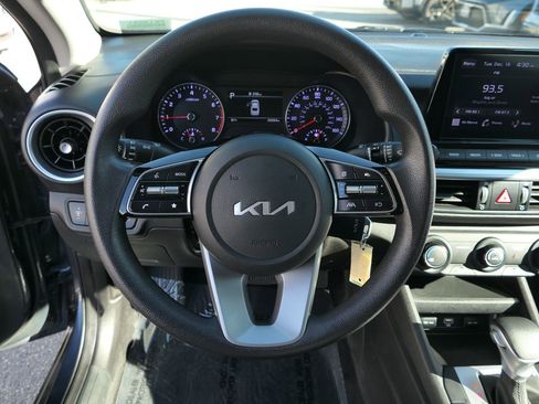 Used 2023 Kia Forte LXS image 47