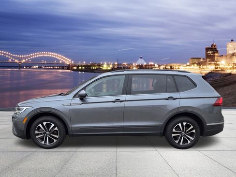 Certified 2023 Volkswagen Tiguan S image 2