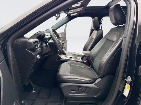 Used 2023 Ford Explorer ST-Line w/ Class IV Trailer Tow Package image 11