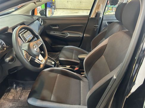 Used 2025 Nissan Versa SV image 24