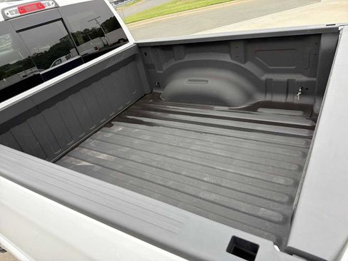 Used 2025 RAM 1500 Big Horn AWD/4WD image 33