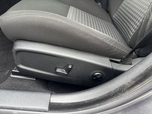 Used 2020 Dodge Charger GT image 18