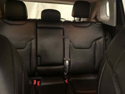 Used 2022 Jeep Compass Latitude image 18