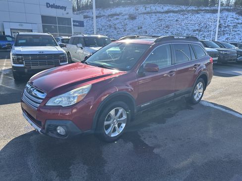 Used 2013 Subaru Outback 2.5i Limited w/ Moonroof Pkg image 15