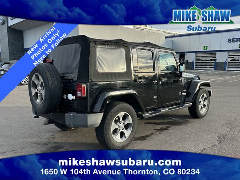 Used 2018 Jeep Wrangler Unlimited Sahara w/ Connectivity Group image 4