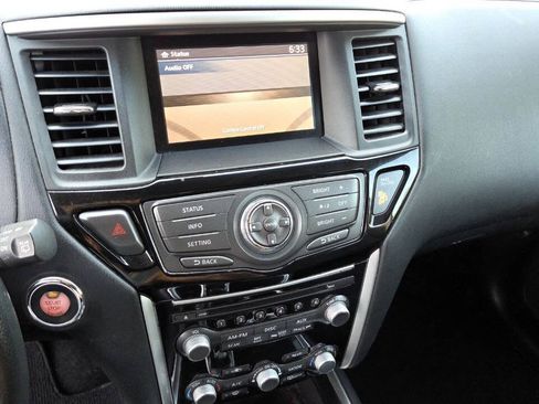 Used 2014 Nissan Pathfinder SV AWD/4WD image 49