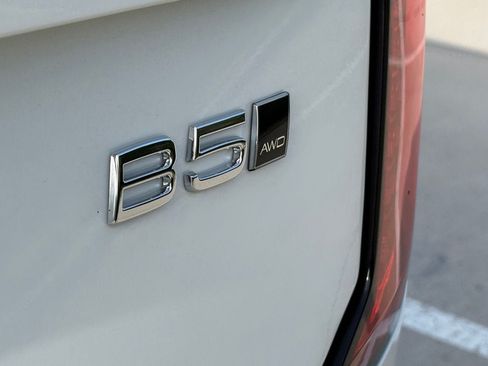New 2026 Volvo XC90 B5 Core w/ Protection Package Premier AWD/4WD image 9