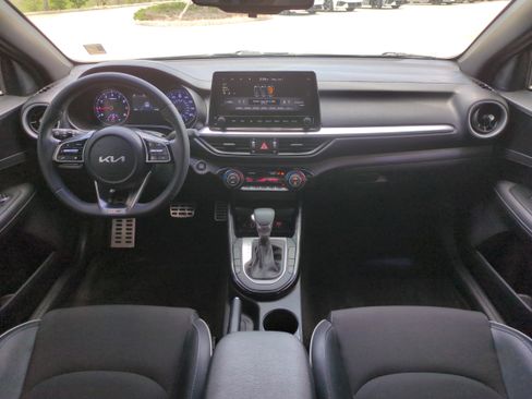 Certified 2022 Kia Forte GT-Line FWD image 15