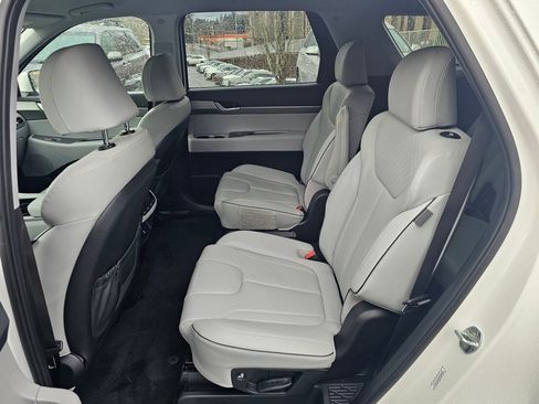 Used 2023 Hyundai Palisade SEL image 21