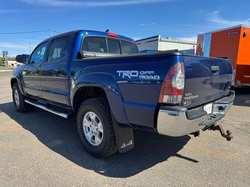 Used 2014 Toyota Tacoma 4x4 Double Cab w/ TRD Off-Road Package image 5