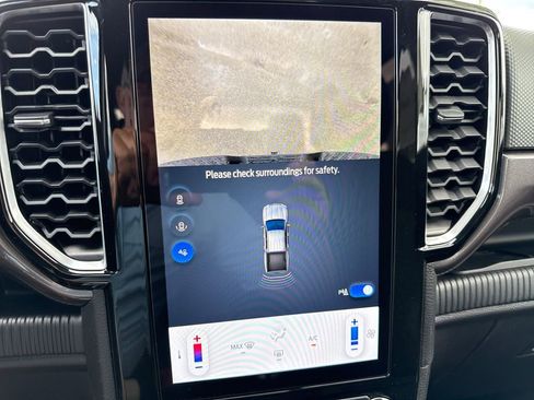 New 2025 Ford Ranger XLT w/ FX4 Off-Road Package image 23