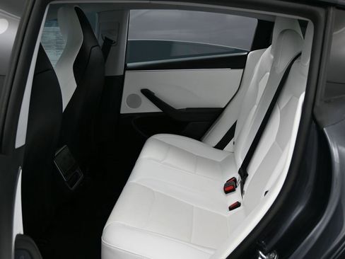 Used 2024 Tesla Model 3 Performance image 35