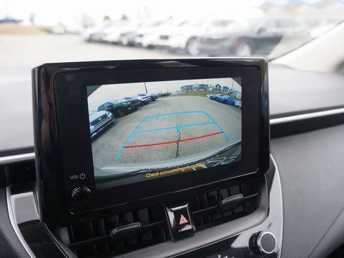 Used 2025 Toyota Corolla LE image 22