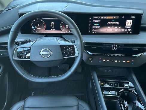 Certified 2025 Nissan Murano SV AWD/4WD image 13