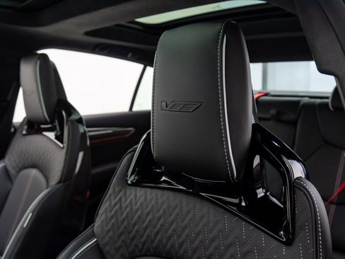 Certified 2026 Cadillac CT5 V Blackwing w/ Precision Package image 20