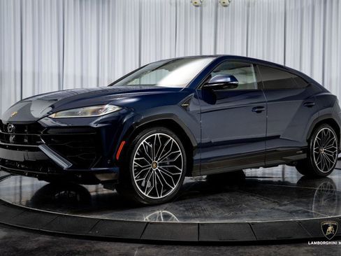 Used 2025 Lamborghini Urus SE image 6