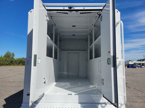 New 2025 GMC Savana 3500 w/ Power Convenience Package image 16