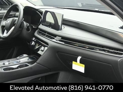 Certified 2026 INFINITI QX60 Luxe AWD/4WD image 6