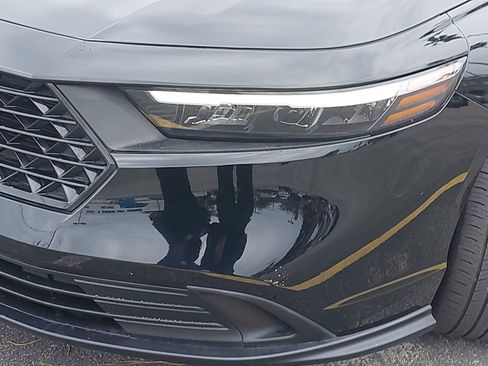 Certified 2024 Honda Accord LX image 32