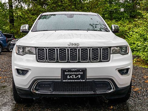 Used 2022 Jeep Grand Cherokee Limited image 2