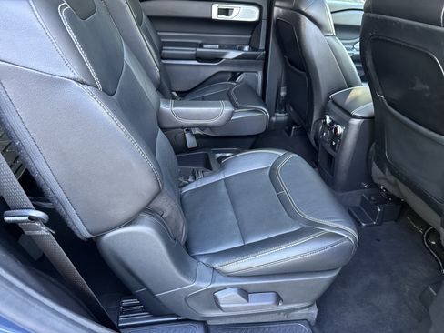 Used 2020 Ford Explorer ST w/ ST High-Performance Pack AWD/4WD image 15