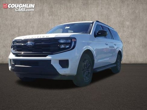 New 2025 Ford Expedition Max Active image 3