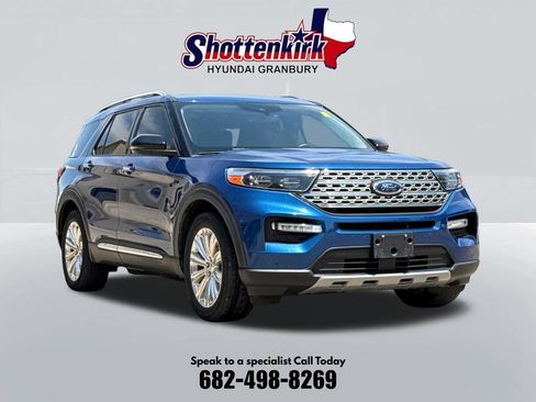 Used 2021 Ford Explorer Limited w/ Equipment Group 301A RWD image 3
