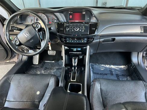 Used 2017 Honda Accord Sport Special Edition image 12