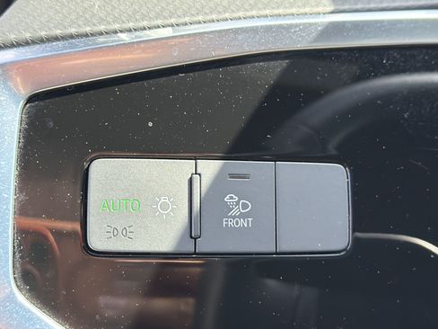 Used 2025 Audi Q3 2.0T Premium AWD/4WD image 30