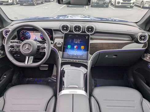 Certified 2025 Mercedes-Benz GLC 300 4MATIC image 21