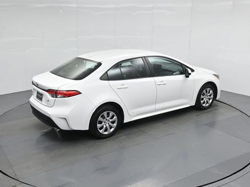 Used 2023 Toyota Corolla LE FWD image 39