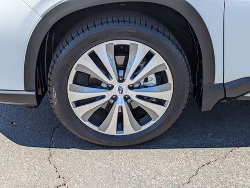 Used 2022 Subaru Ascent Limited w/ Technology Package AWD/4WD image 11