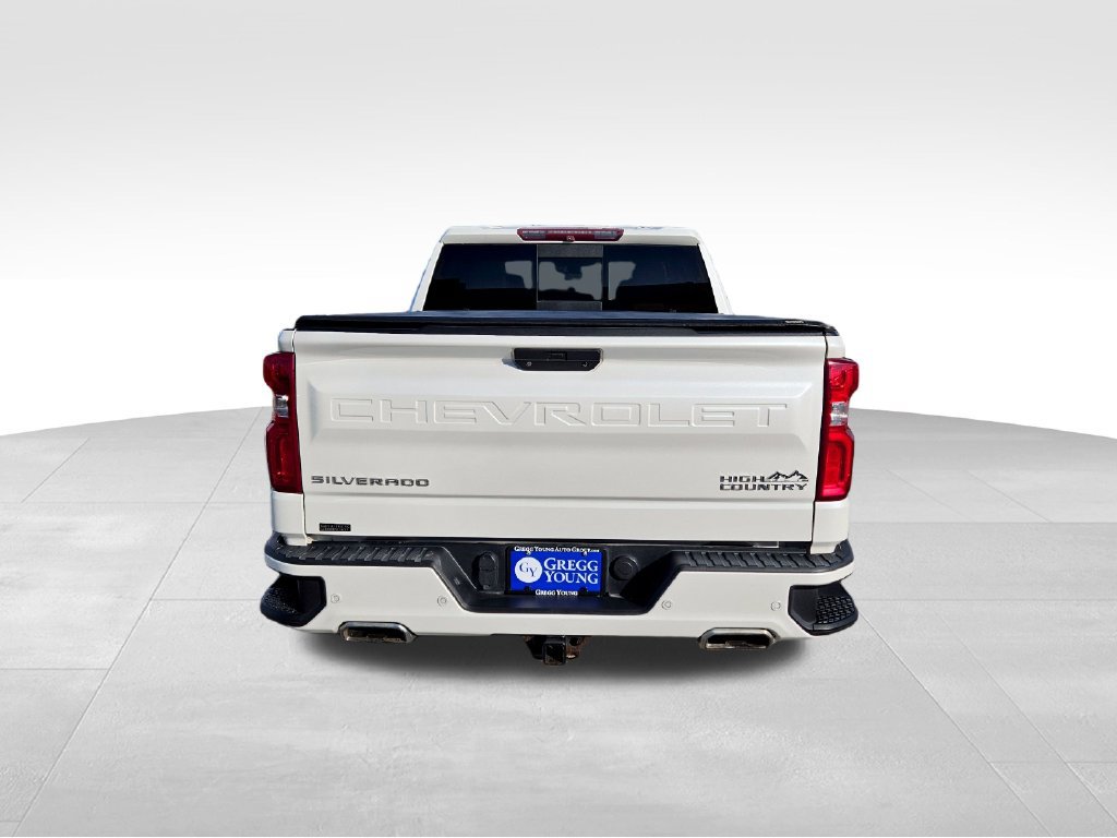 Used 2019 Chevrolet Silverado 1500 High Country w/ Technology Package AWD/4WD image 7