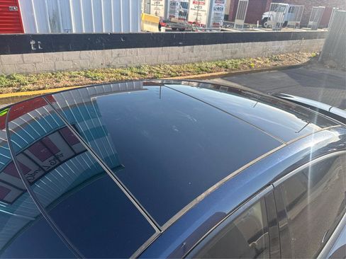 Used 2018 Porsche Panamera 4 image 12